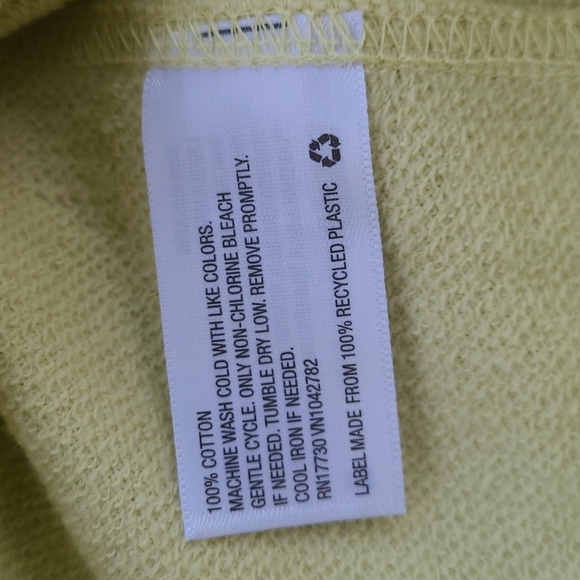 Universal Thread Yellow Sweatshirt - Picture 8 of 8